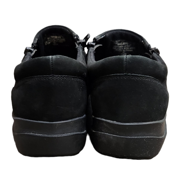 Easy Spirit Loafers Suede Black Side Zip Slip-on Ankle Boots Size 7WW - Picture 5 of 7